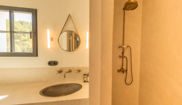 Resa estates ibiza luxury home for sale cala tarida tourise license bathroom.jpg